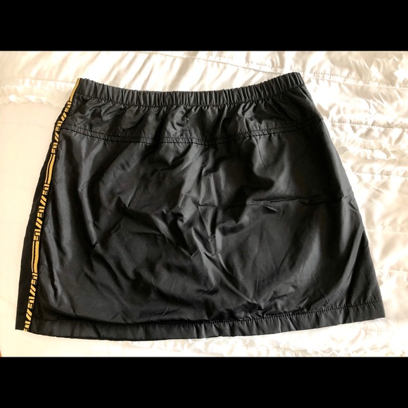 LF The Brand 100% Nylon track skirt (never worn) - Picture 3 of 3